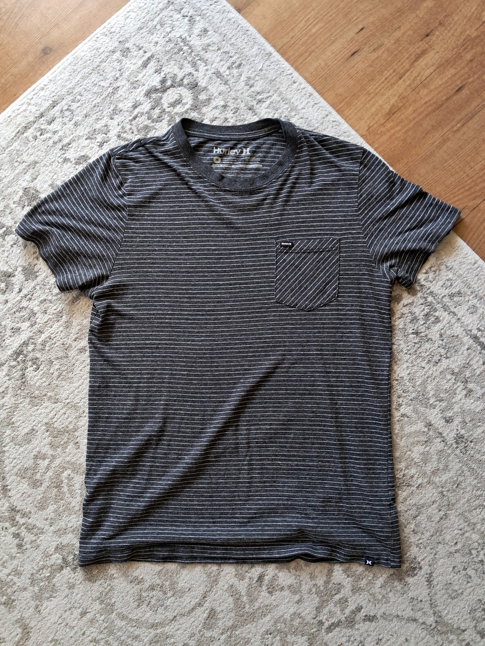 Hurley Men’s Black Heather Striped Pocket Tee